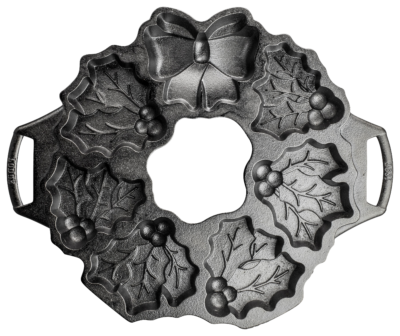 Lodge Seasoned Cast Iron Holiday Wreath Pan